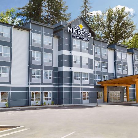 Microtel Inn & Suites By Wyndham Oyster Bay Ladysmith Bagian luar foto